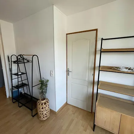 Ideal For A Professional Or Small Family Διαμέρισμα Ρουέν