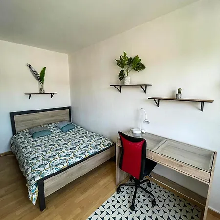 Ideal For A Professional Or Small Family Διαμέρισμα *