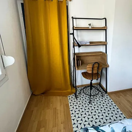 Ideal For A Professional Or Small Family Διαμέρισμα Ρουέν